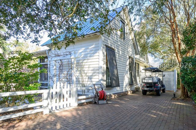 8 Boat House St, Bluffton, SC 29910