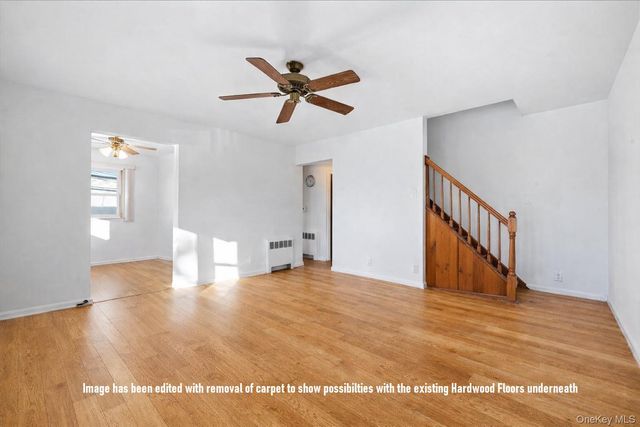 537 8th Avenue, New Hyde Park, NY 11040