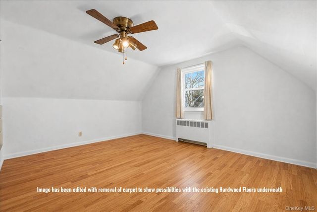 537 8th Avenue, New Hyde Park, NY 11040