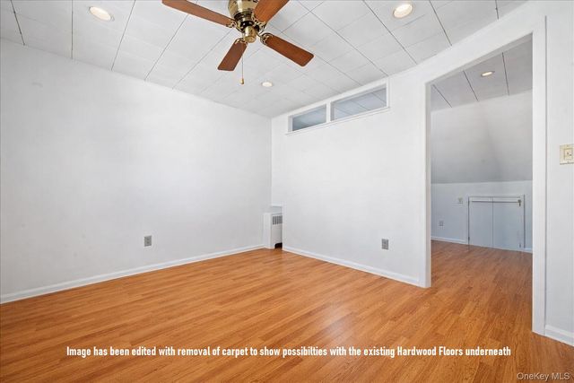 537 8th Avenue, New Hyde Park, NY 11040