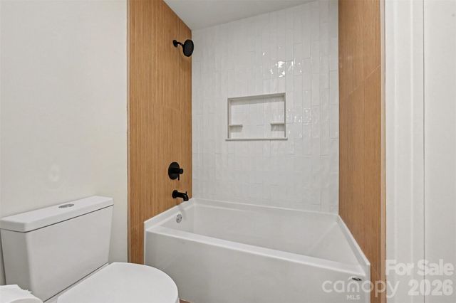 8027 Cedar Glen Drive, Charlotte, NC 28212
