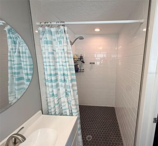 10124 HOLLY DRIVE, Port Richey, FL 34668