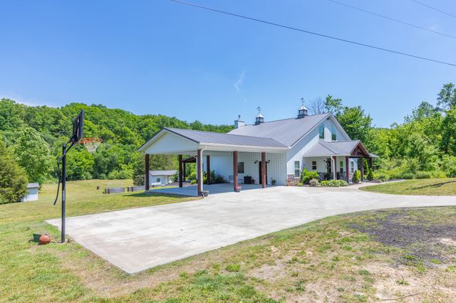 615 Little Swan Creek Rd, Hohenwald, TN 38462