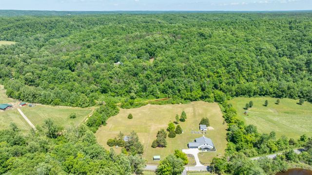 615 Little Swan Creek Rd, Hohenwald, TN 38462
