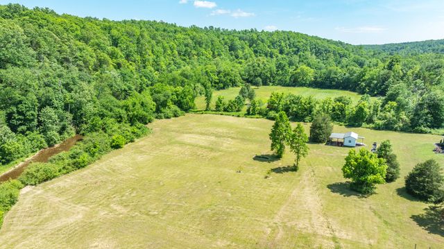 615 Little Swan Creek Rd, Hohenwald, TN 38462