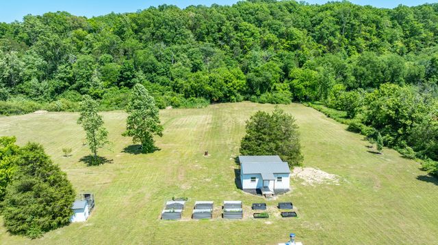615 Little Swan Creek Rd, Hohenwald, TN 38462