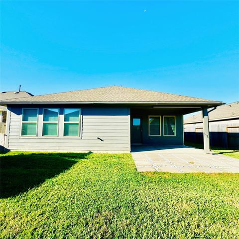 9822 Stoney Spring Lane, Baytown, TX 77521