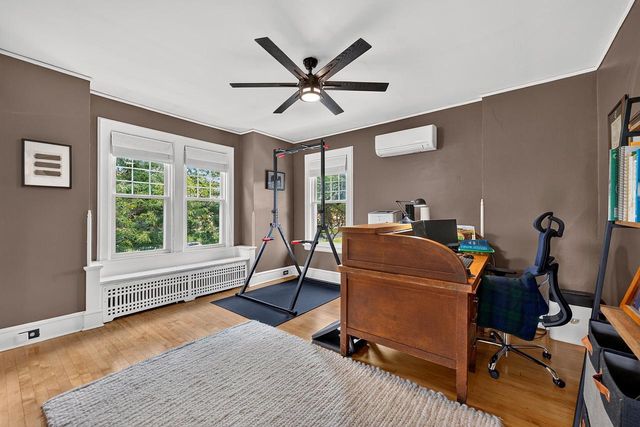 3223 W Highland BOULEVARD, Milwaukee, WI 53208