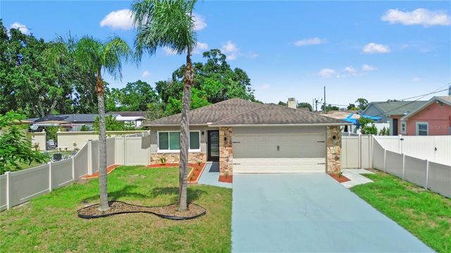 7021 BLOSSOM AVENUE, Tampa, FL 33614