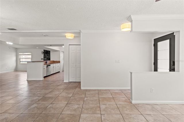 7021 BLOSSOM AVENUE, Tampa, FL 33614