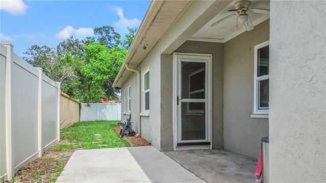 7021 BLOSSOM AVENUE, Tampa, FL 33614
