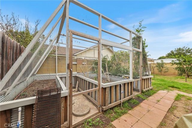 22102 Padova, Laguna Hills, CA 92653