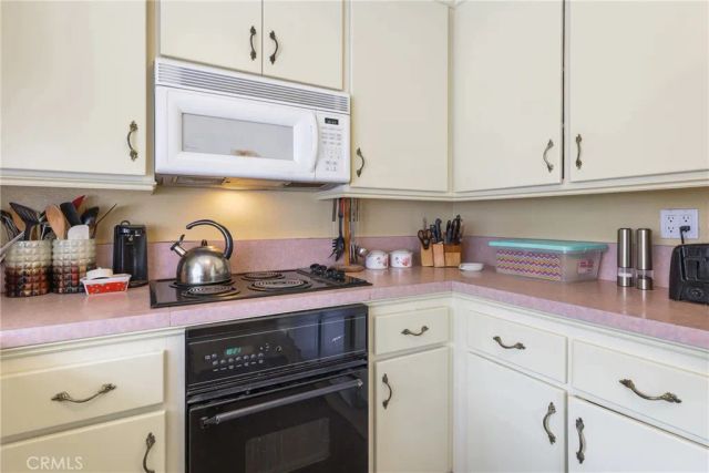 22102 Padova, Laguna Hills, CA 92653