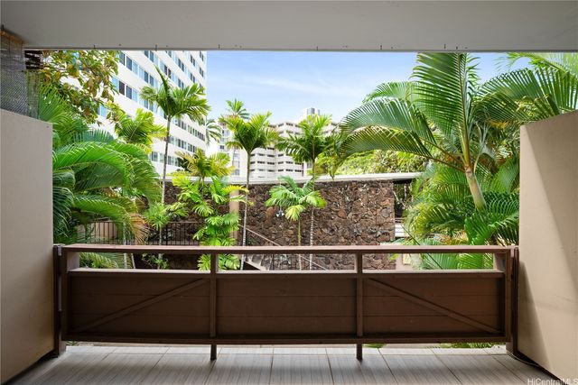 1700 Makiki Street 211, Honolulu, HI 96822