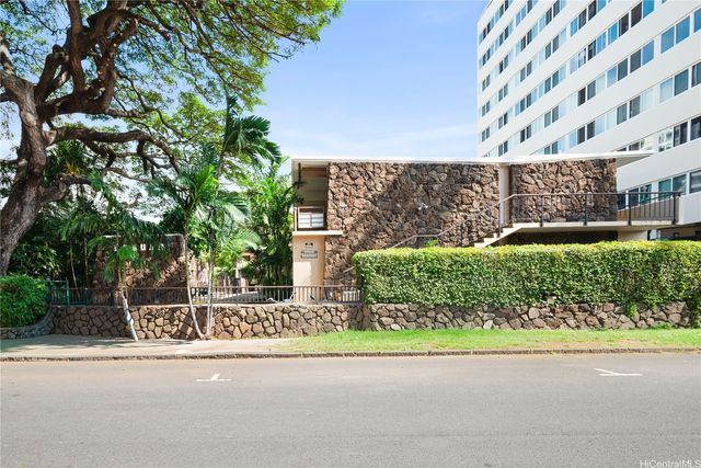 1700 Makiki Street 211, Honolulu, HI 96822