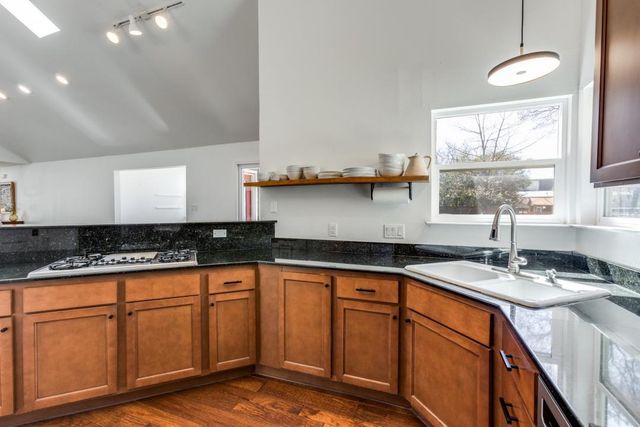 1113 Taulbee LN, Austin, TX 78757