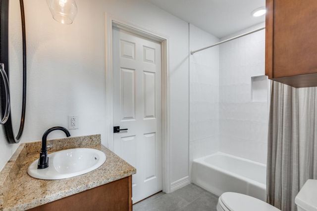 1113 Taulbee LN, Austin, TX 78757