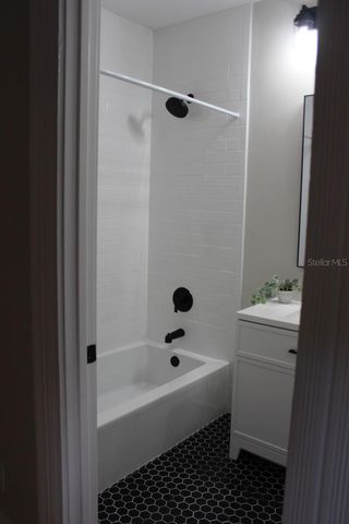 527 S OSCEOLA AVENUE 1, Orlando, FL 32801