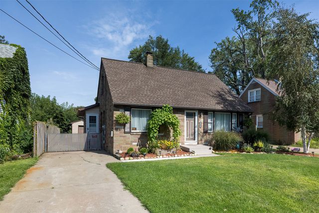 2648 PUTNAM Drive, Erie, PA 16511