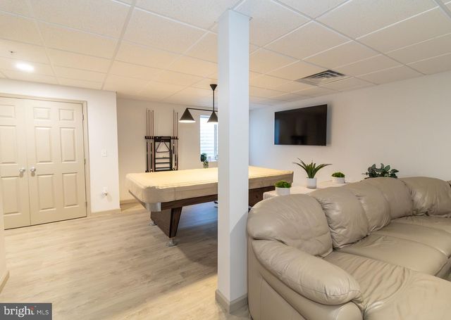 112 BOWERY LN, Downingtown, PA 19335