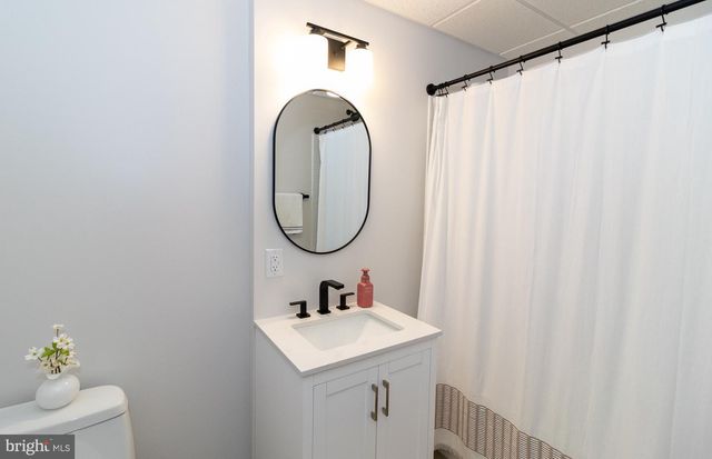 112 BOWERY LN, Downingtown, PA 19335