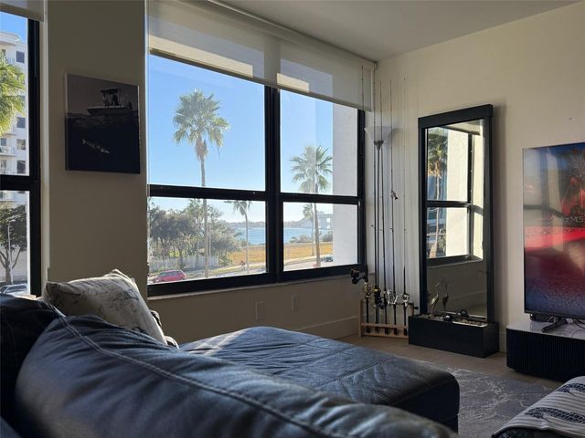 11 SUNSET DRIVE 105, Sarasota, FL 34236