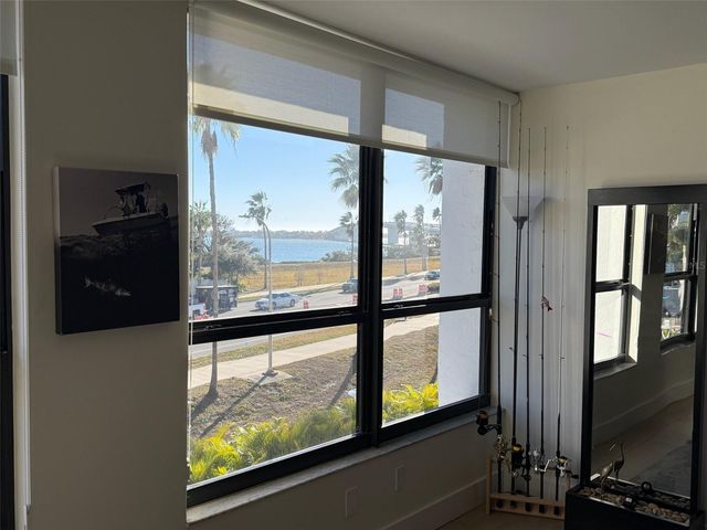 11 SUNSET DRIVE 105, Sarasota, FL 34236