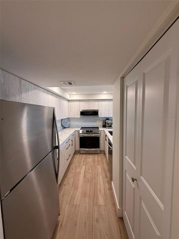 11 SUNSET DRIVE 105, Sarasota, FL 34236