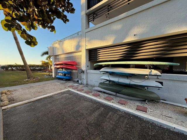 11 SUNSET DRIVE 105, Sarasota, FL 34236