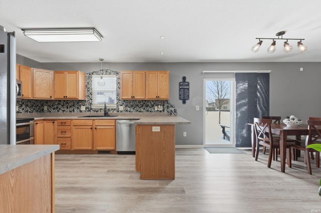 7912 Welland Court, Fort Wayne, IN 46835