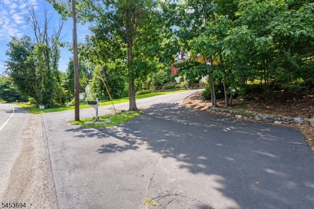 1585 Macopin Rd, West Milford Twp., NJ 07480