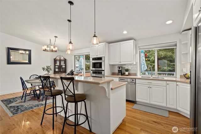 21503 SE 266th Street, Maple Valley, WA 98038