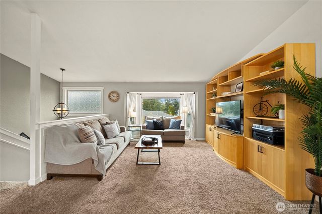 21503 SE 266th Street, Maple Valley, WA 98038