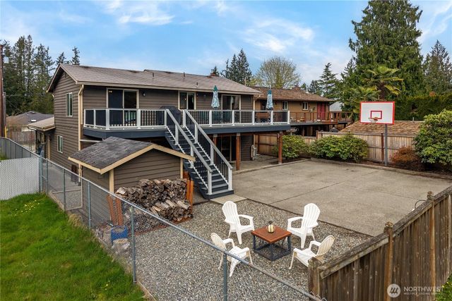 21503 SE 266th Street, Maple Valley, WA 98038