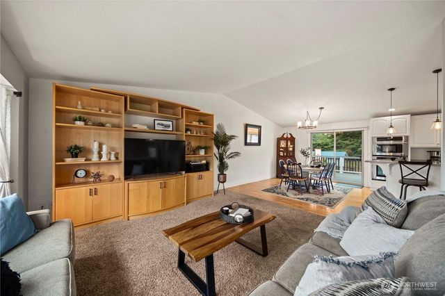 21503 SE 266th Street, Maple Valley, WA 98038