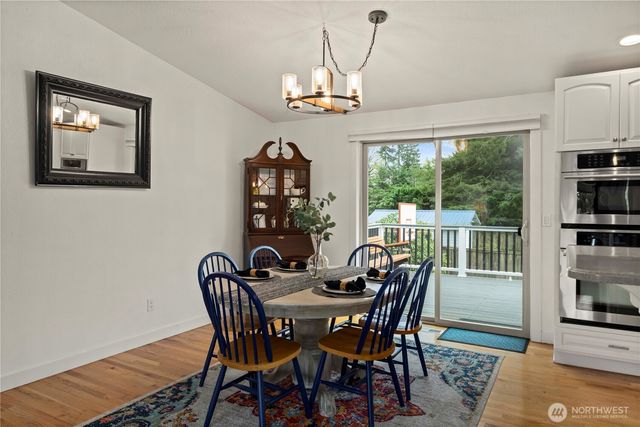 21503 SE 266th Street, Maple Valley, WA 98038