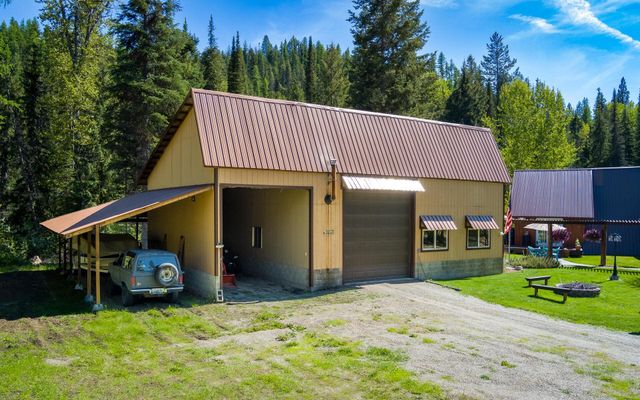 1720 E Hwy 20 Hwy, Colville, WA 99114