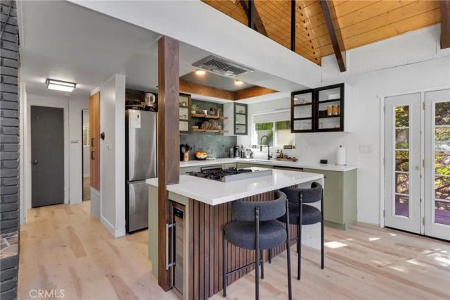 1074 Yellowstone Drive, Wrightwood, CA 92397