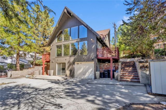 1074 Yellowstone Drive, Wrightwood, CA 92397