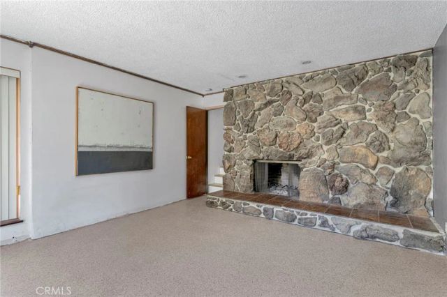 1074 Yellowstone Drive, Wrightwood, CA 92397