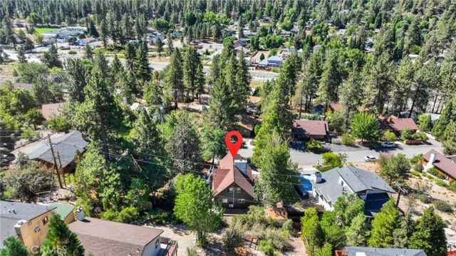 1074 Yellowstone Drive, Wrightwood, CA 92397