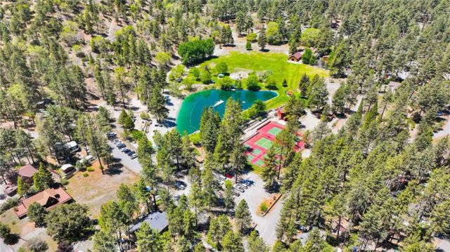 1074 Yellowstone Drive, Wrightwood, CA 92397
