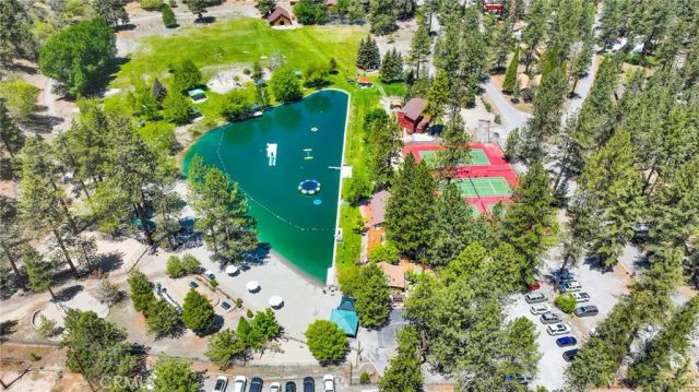 1074 Yellowstone Drive, Wrightwood, CA 92397