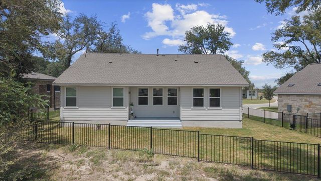 242 Reveille DR, Kyle, TX 78640