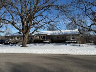 806 Lexington Road, Pleasant Hill, MO 64080