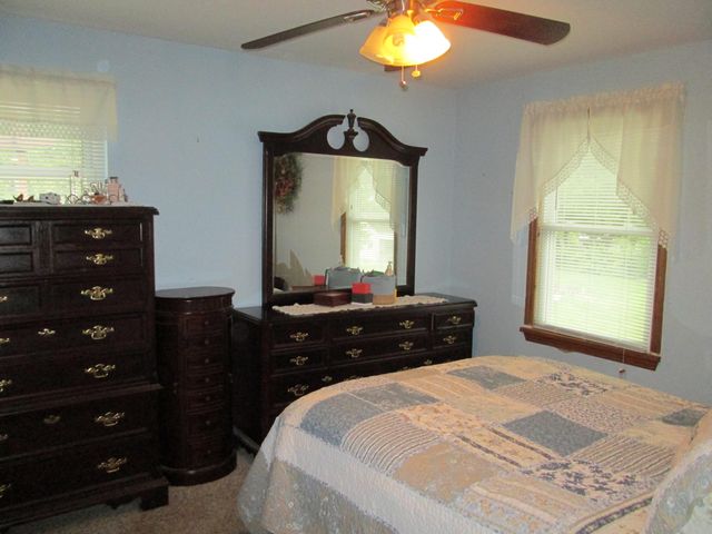 34 New Uri Avenue, Florence, KY 41042