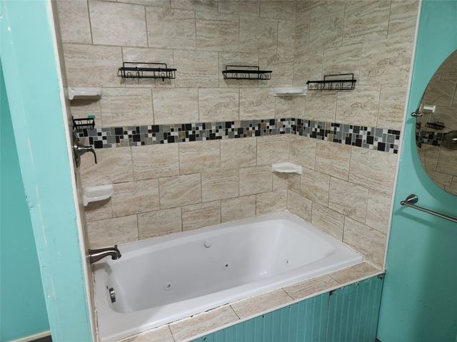 933 W 27TH Street, Erie, PA 16508