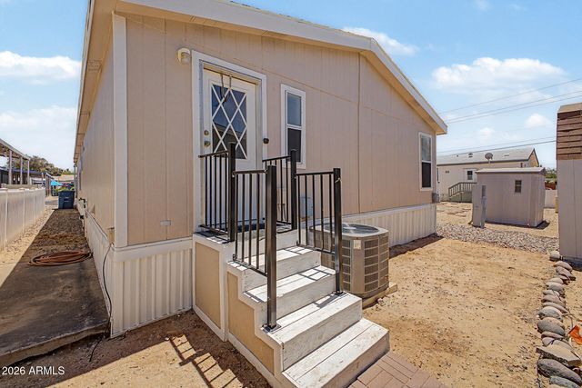 2140 E Michigan Avenue 31, Phoenix, AZ 85022