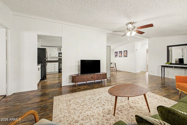 2140 E Michigan Avenue 31, Phoenix, AZ 85022
