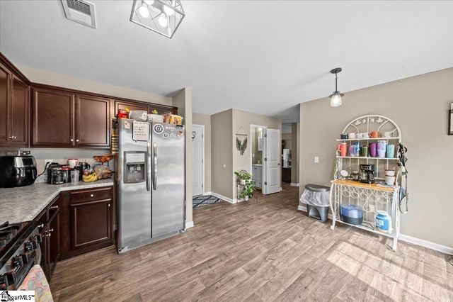 224 Hillendale Way, Pelzer, SC 29669